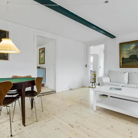 3 Bedroom Awesome In *