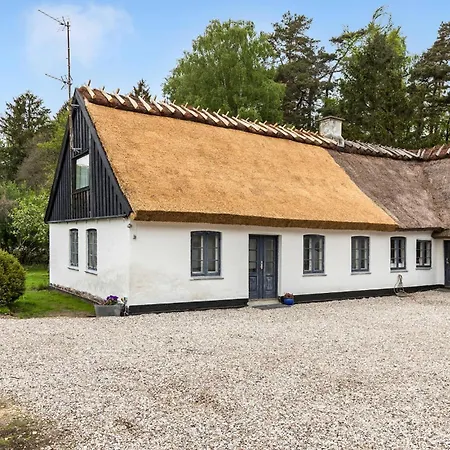 3 Bedroom Awesome In